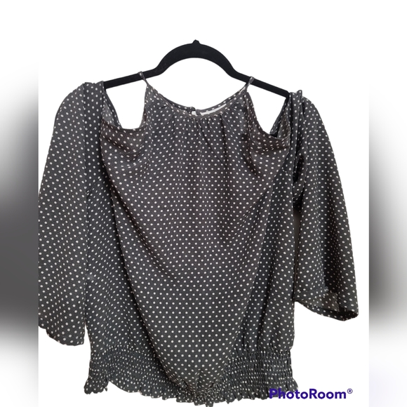 Bar III Cold Shoulder Women's Blouse Gray Size L Polka Dot - Picture 2 of 7